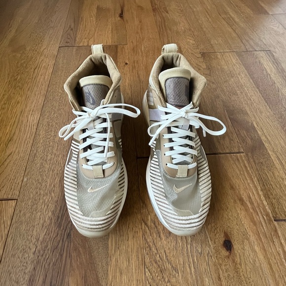 Nike LeBron x John Elliott Icon Parachute Beige Basketball Sneaker Men’s Sz 10.5